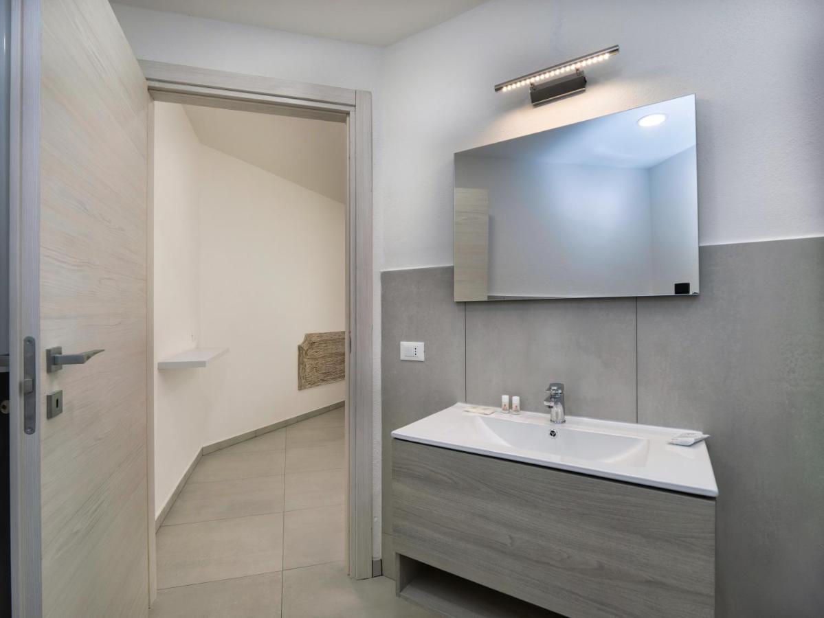 Aldo Moro Rooms 올비아 외부 사진